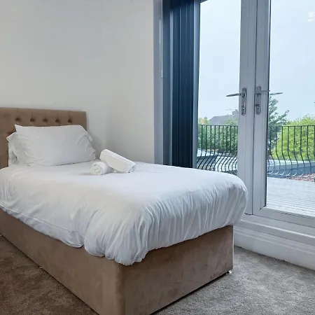 A Stylish & Cosy Home From Home! Hébergement de vacances